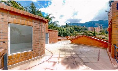 Casa en Venta y Arriendo en Transv. Superior Medellín