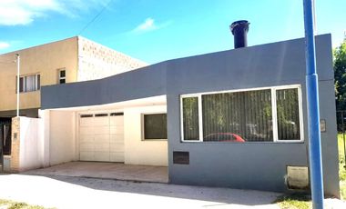 Casa de 3 dormitorios en venta - Bª Circulo policial, Gral. Roca