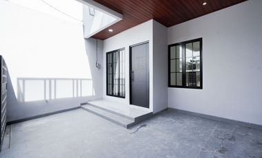 Rumah Siap Huni 5 Menit ke RS Citra Harapan 2 Lt Bebas Banjir J-37852