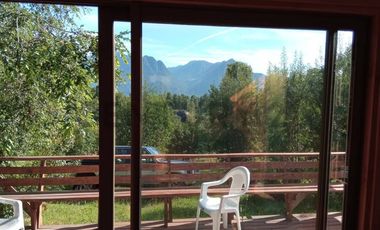 VENTA DE PARCELA CON 3 CABAÑAS A 5 KM DEL CENTRO DE PUCON EN PASAJE ARRIAGADA