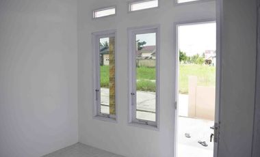 Hunian cluster dengan design minimalis modern di harapan raya