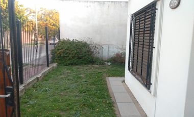 Casa chalet 2 dormitorios venta Burzaco