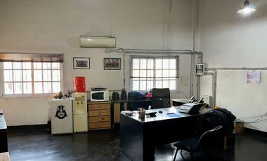 IMPORTANTE GALPON EN VENTA