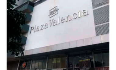 Se vende apartamento en Vía España, Ph Plaza Valencia