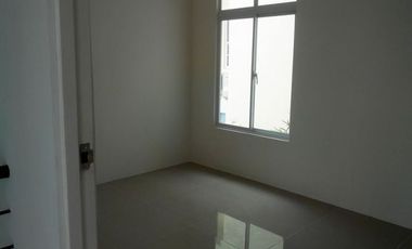 Ready for Occoupancy 4BR House and lot w/ Tiles and Balcony For Sale near Manila