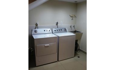 ALQUILER CASA EN ALQUILER EN RIVER VALLEY CON LINEA BLANCA