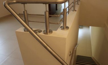 ALQUILER CASA EN ALQUILER EN RIVER VALLEY CON LINEA BLANCA