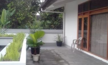 DISEWAKAN RUMAH MEWAH FURNISHE @ BUDI ASIH SETIABUDI BANDUNG