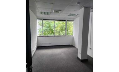 OFICINA EN OBARRIO PLAZA REGENC Y AMOBLADA 225M2
