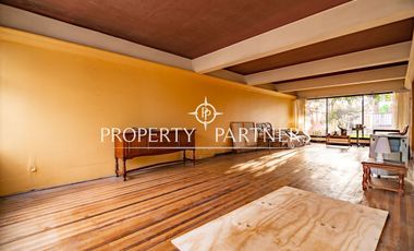 Espectacular  gran casa en sector consolidado.