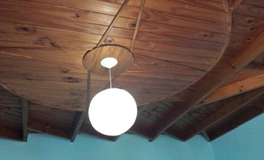 PH de grandes dimensiones, SIN expensas Gran ubicación- Quilmes