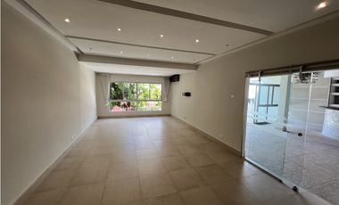 Venta de casa con Piscina en Betania, Dos Mares