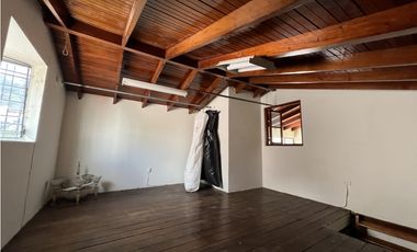 Venta de casa con Piscina en Betania, Dos Mares