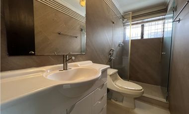 Venta de casa con Piscina en Betania, Dos Mares