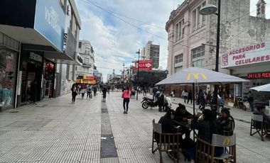 Local comercial en venta ubicado en Lomas de Zamora