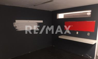 VENTA DE AMPLIO TERRENO CON LOCAL COMERCIAL  EN EXCELENTE UBICACIÓN - (3)