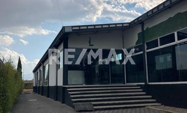 VENTA DE AMPLIO TERRENO CON LOCAL COMERCIAL  EN EXCELENTE UBICACIÓN - (3)