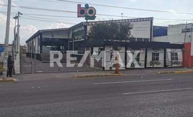 VENTA DE AMPLIO TERRENO CON LOCAL COMERCIAL  EN EXCELENTE UBICACIÓN - (3)