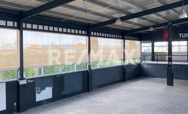 VENTA DE AMPLIO TERRENO CON LOCAL COMERCIAL  EN EXCELENTE UBICACIÓN - (3)