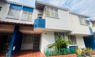 VENTA CASA BARRIO MUTIS BUCARAMANGA OPORTUNIDAD. Cod V14744