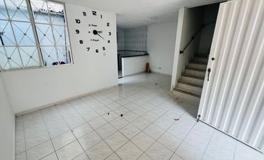 VENTA CASA BARRIO MUTIS BUCARAMANGA OPORTUNIDAD. Cod V14744