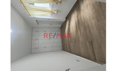🌟 ¡Oportunidad única para vivir en el corazón de Trujillo! 🌟

Disfruta del confort y la comodidad en este moderno departamento flat ubicado en Salav