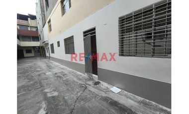 🌟 ¡Oportunidad única para vivir en el corazón de Trujillo! 🌟

Disfruta del confort y la comodidad en este moderno departamento flat ubicado en Salav