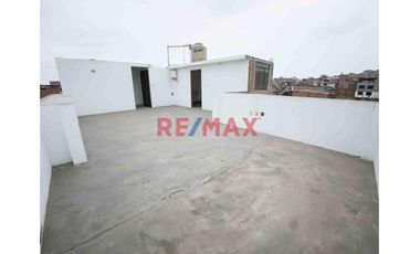 Se Vende Departamento Triplex Amplio En Urbanizaciòn Mateo Pumacahua - Surco