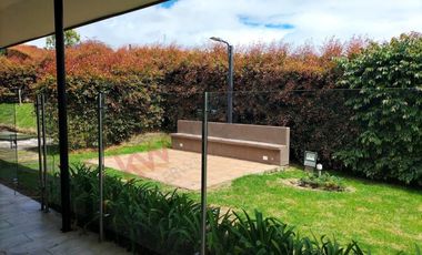 casa en arriendo/venta en la calera. Cod V8974712