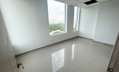 consultorio en arriendo en loma de oro. Cod A26605