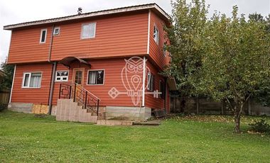 Oportunidad buen terreno 2 casas en centro Puerto Varas