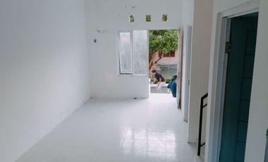 RUMAH 2 LANTAI SIAP HUNI DI TENGAH KOTA AKSES SANGAT MUDAH