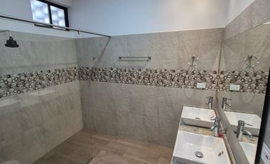 casa en arriendo/venta en bocono. Cod A5049