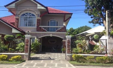 Beautiful and Luxurious House and Lot for sale in Luna