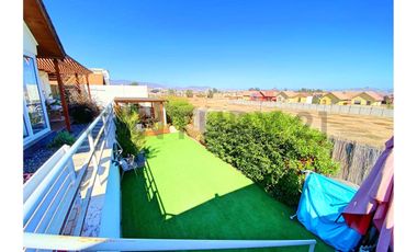 Se vende casa en Altos del Rosario, Peñuelas