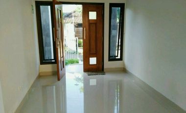 Rumah baru minimalis modern siap huni dekat jl Bantul km4