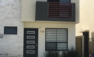Renta casa en El Campestre | Cerca de technology park