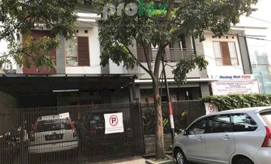 Jual rumah mewah bisa dijadikan penginapan,kost,kantor strategis Regol Bandung