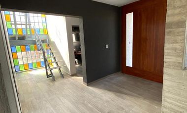 Casa en Venta 5 ambientes Barrio El Canton Puerto. Con Renta