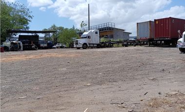 Se alquila terreno de 4996 m2 en Arraiján (H)