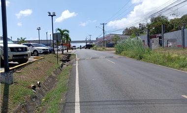 Se alquila terreno de 4996 m2 en Arraiján (H)