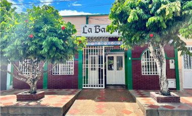 Venta de Casa con 3  apartamentos en Espinal, Tolima