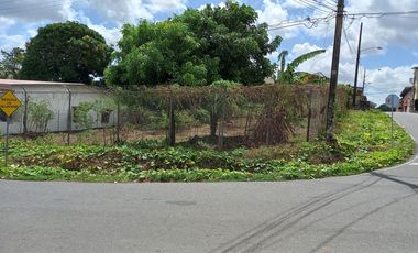 Se Vende Terreno en Esquina Excelente Ubicación en La Chorrera