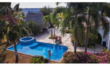 Se vende casa de Playa en Punta Barco Viejo, San Carlos