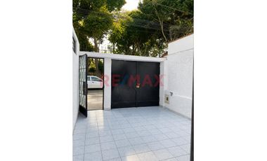 Se Vende Departamento Con Tres Dormitorios Frente A Hermoso Parque, Urbanización Cerrada Con Seguridad Particular