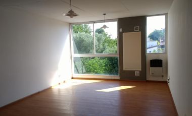 Departamento Monoambiente A 500 Mts. De La Estación Moreno