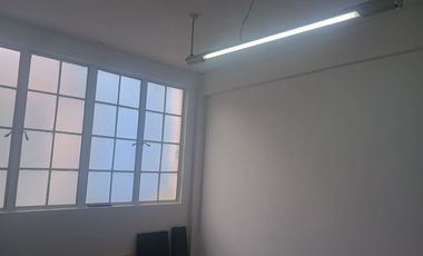 oficina en arriendo en la catedral. Cod A785004