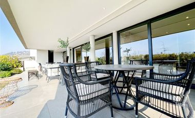 Departamento de Lujo con Jardin y Piscina, La Dehesa