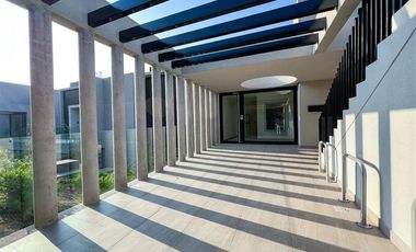 Departamento de Lujo con Jardin y Piscina, La Dehesa