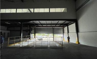 VENTA DE  OFIBODEGAS EN TOCUMEN WAREHOUSE 1215m2